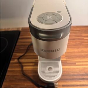 Keurig Single Serve Coffee Maker - White and Gray